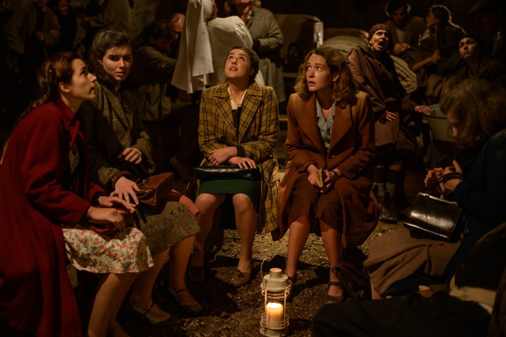 nem-akadt-kozottuk-szukolkodo